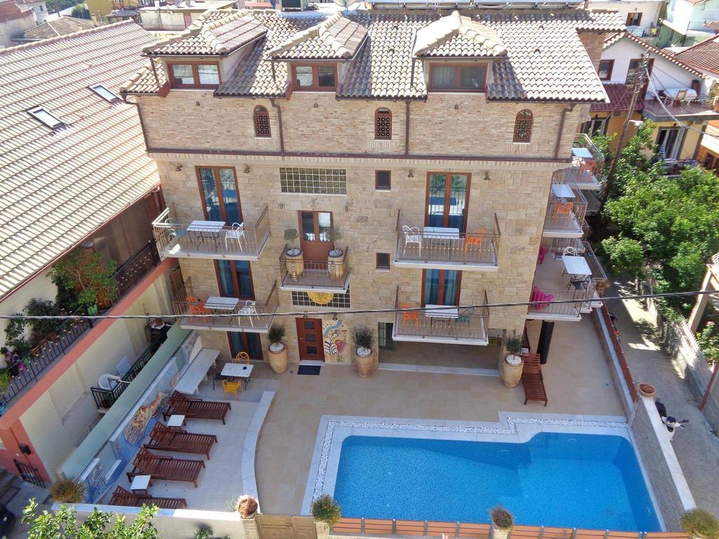 Leda Suites Parga Exterior foto